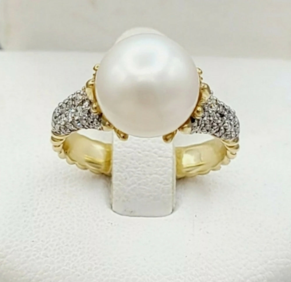 David Yurman Starburst Pearl Ring With Diamonds in 18k Gold