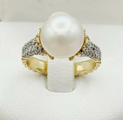 David Yurman Starburst Pearl Ring With Diamonds in 18k Gold