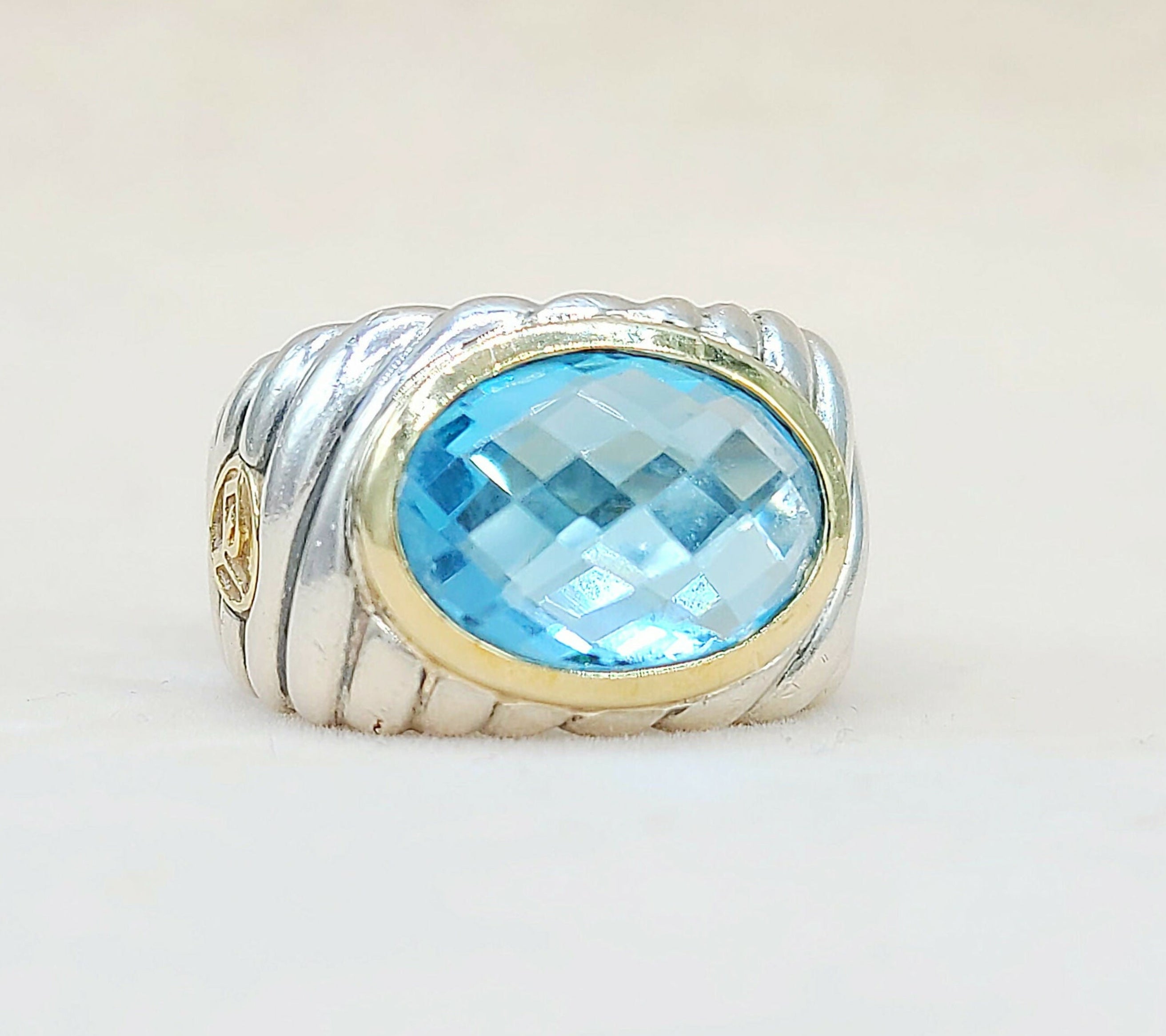 David Yurman Wide Hampton Cable Blue Topaz & 18K Ring Size 7 | AYW