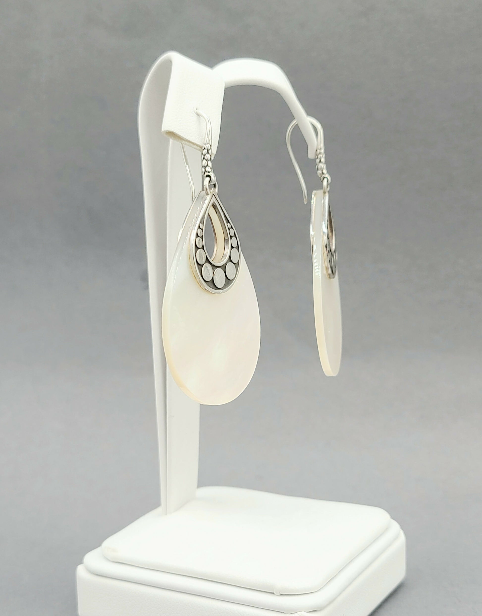  John Hardy Dot Drop Mother Of Pearl Earrings