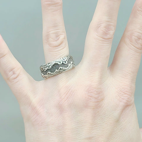  David Yurman-Waves-Band Ring